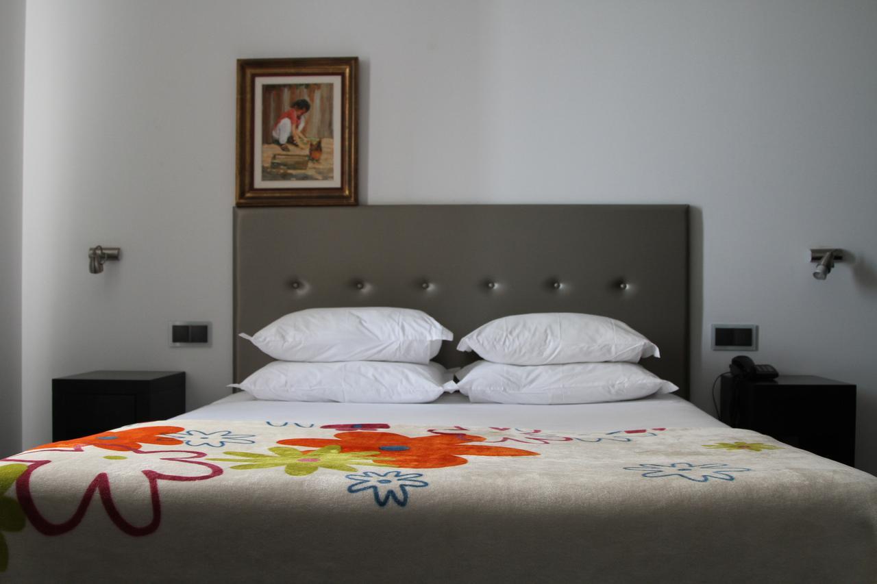 Lazza Hotel Figueira da Foz Bagian luar foto